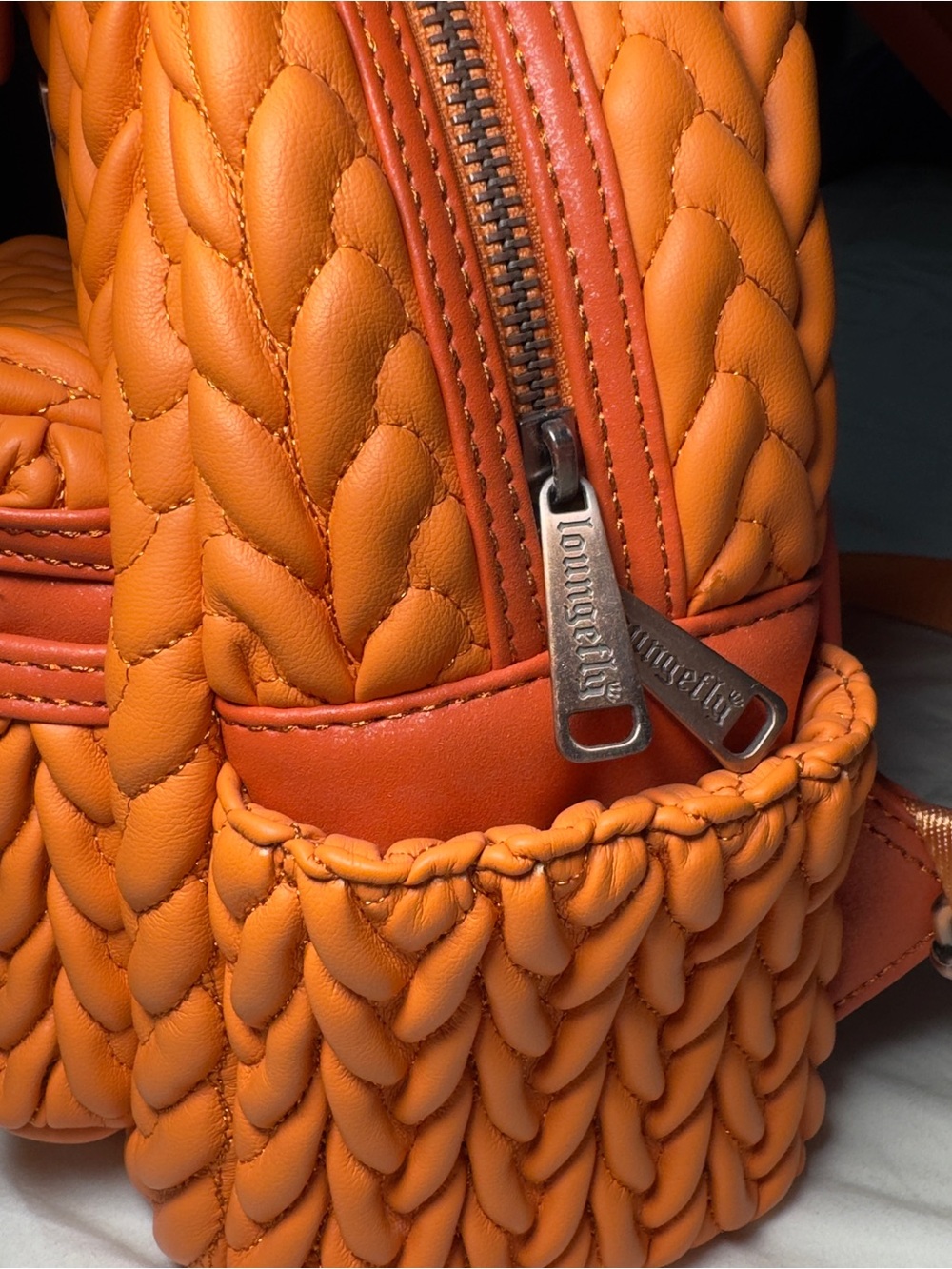 Disney Pumpkin Spice Scented Minnie Ear Backpack (NEW WITHOUT TAGS) - Picture 5 of 10